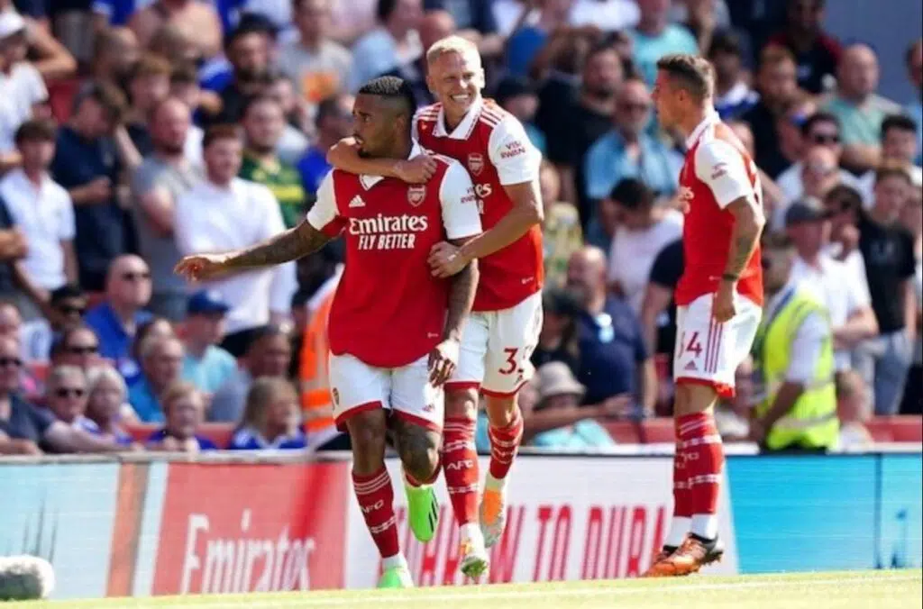 Gabriel Jesus ăn mừng trong tuần thứ hai của Premier League 2022/23 giữa Arsenal và Leicester City, Thứ Bảy (13/8/2022) 
