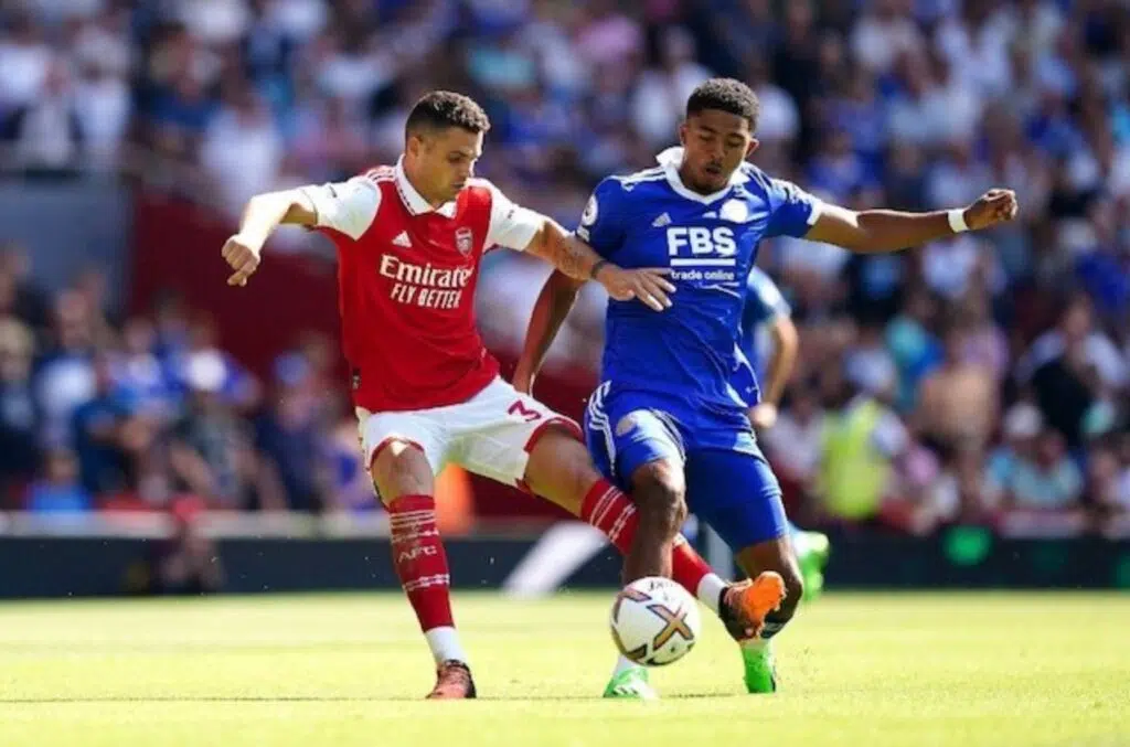Trận đấu giữa Granit Xhaka và Wesley Fofana trong trận Arsenal vs Leicester City, Thứ Bảy (13/8/2022)