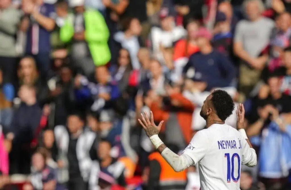 Neymar ăn mừng sau khi ghi bàn cho PSG (c) Ảnh AP